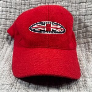 Vintage Reebok‎ Classic Hat Wool Acrylic Blend Red Strapback Fuzzy British Flag